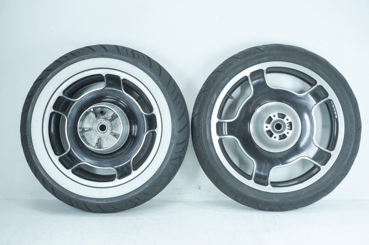 2007 - 2011 Harley-Davidson Touring Street Glide Front & Rear Wheel Rim Tire 47871-10