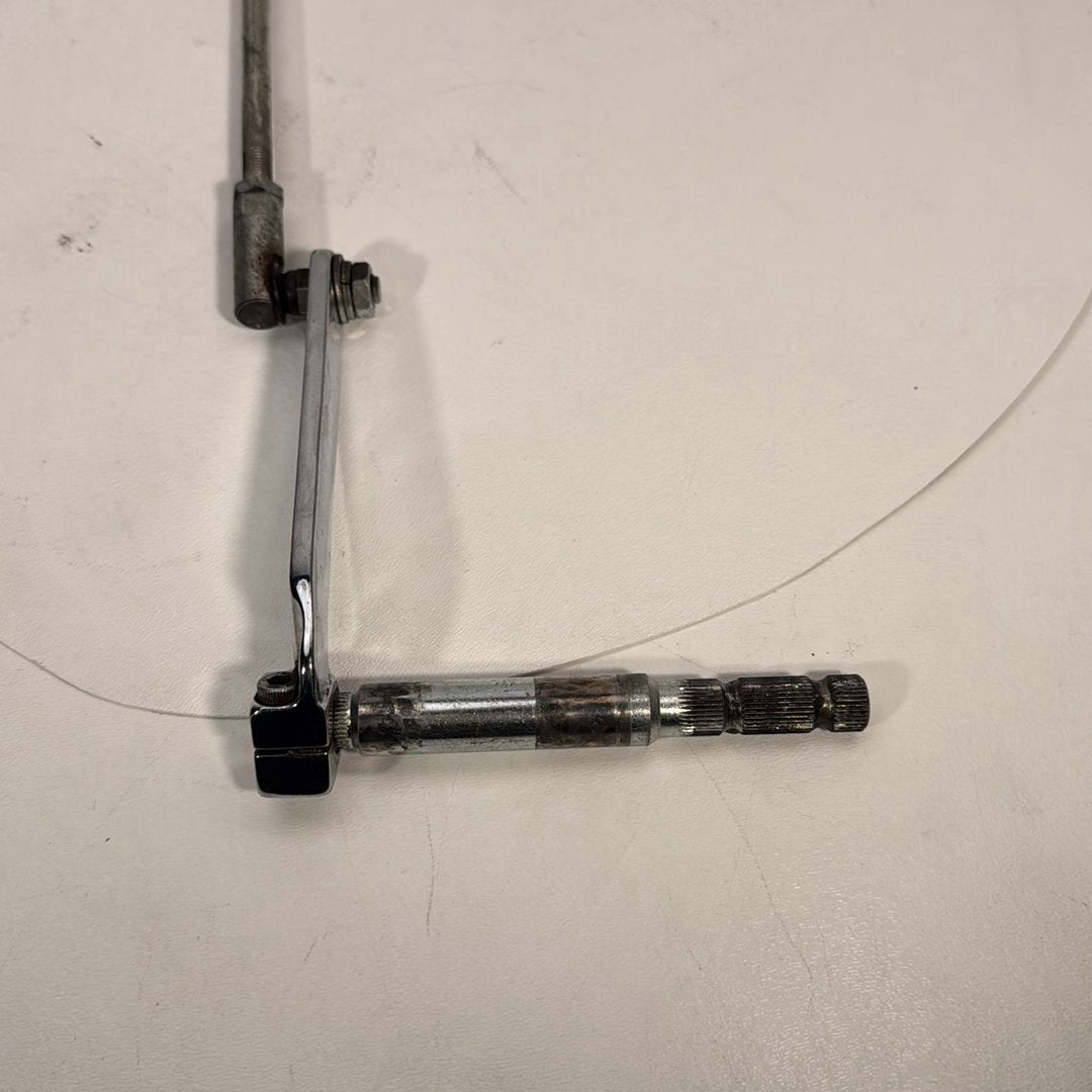 1984 - 1998 Harley-Davidson Touring Road King Police Gear Shifter Lever w/ Rod linkage  	33718-82B