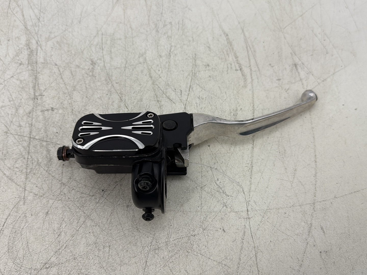 2015 Harley Road Glide Touring FLTRXS OEM Front Brake Lever Master Cylinder Reservoir
