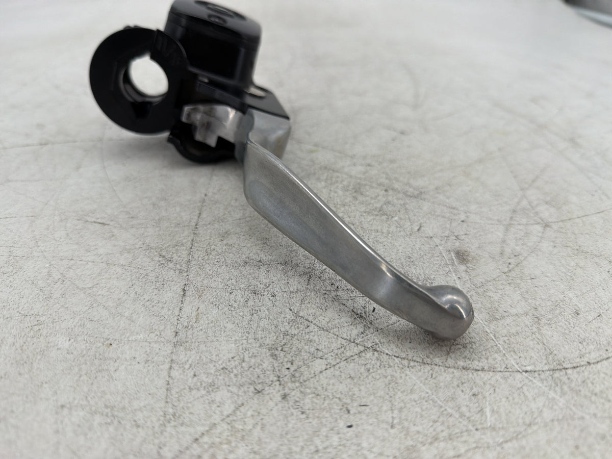 2009 Harley Dyna Street Bob FXDB OEM Front Right Brake Lever Master Cylinder