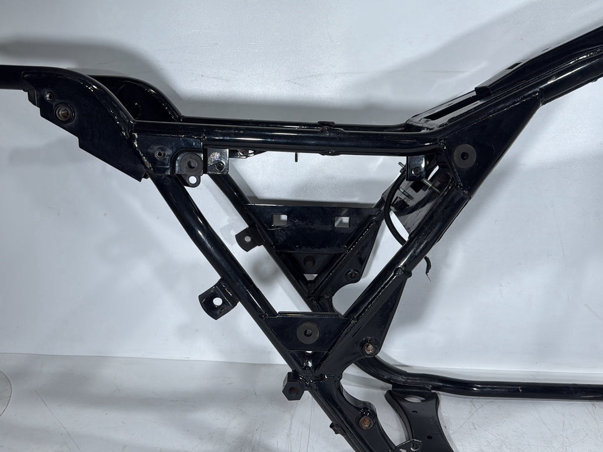 1999 - 2006 Harley-Davidson Touring Electra Glide Classic Body Main Frame Chassis CLN CLR 47900-99B