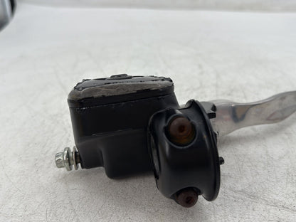 2005 Harley Electra Glide Touring Ultra FLHTCUI OEM Front Right Brake Lever Master Cylinder