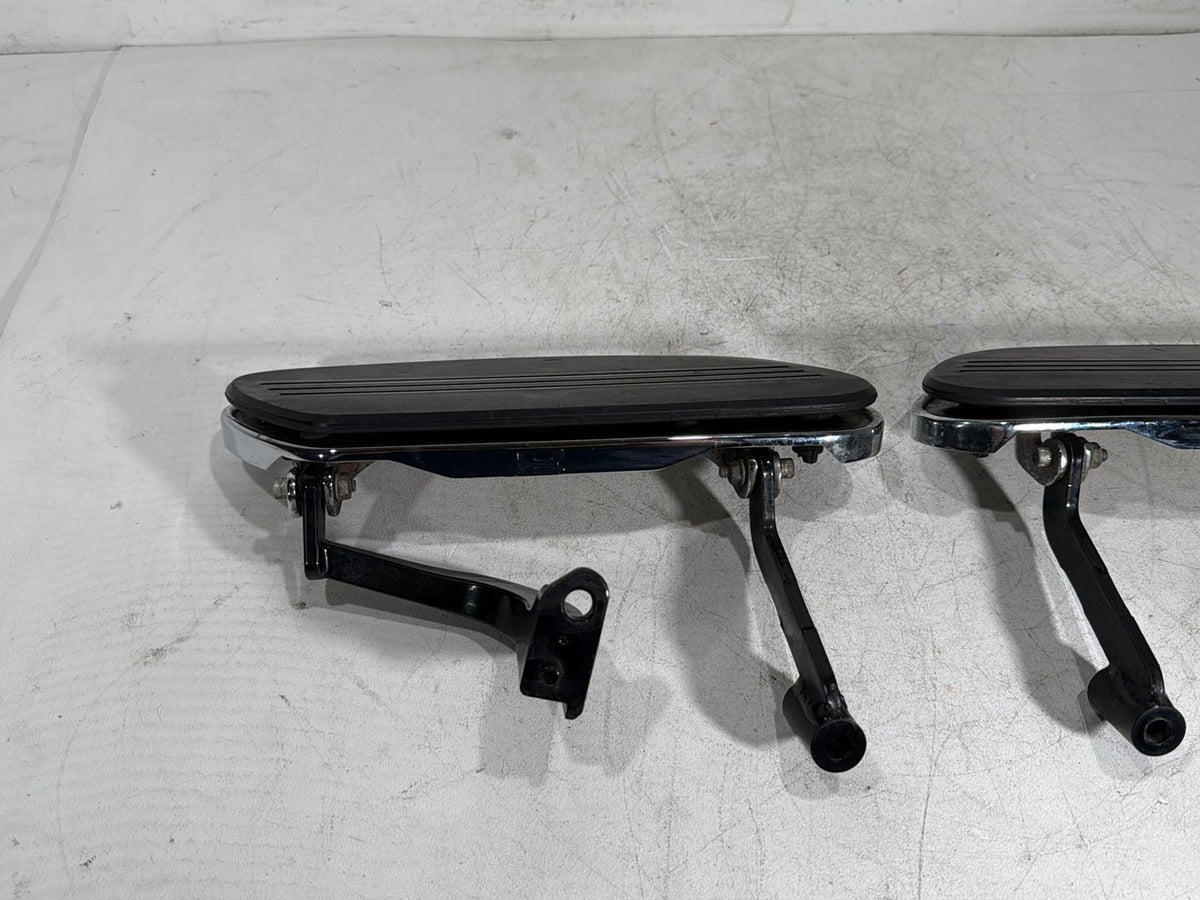 2011 Harley Road Glide Touring FLTRX OEM Left Right Driver Floorboard Foot Rest