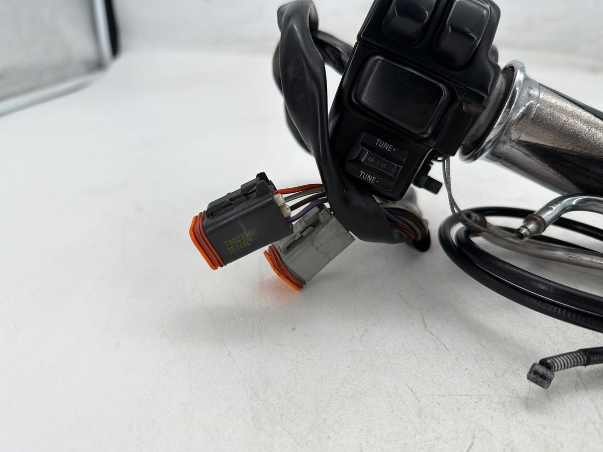 1997 Harley Electra Touring Ultra OEM Right Engine Start Kill Switches Controls