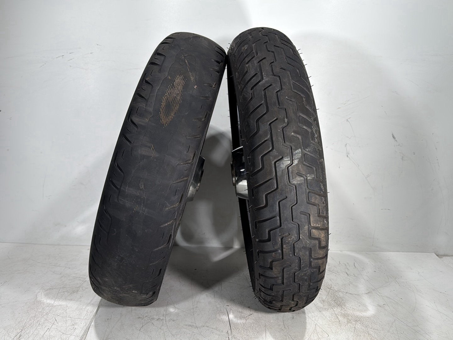 2004 Harley Road King Touring Custom FLHRSI OEM Front & Rear Wheel Rim Tire