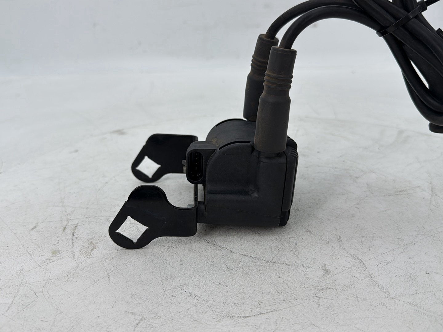 1999 - 2006 Harley-Davidson Touring Electra Glide Ultra Ignition Coil Spark Plugs Cable 31743-01
