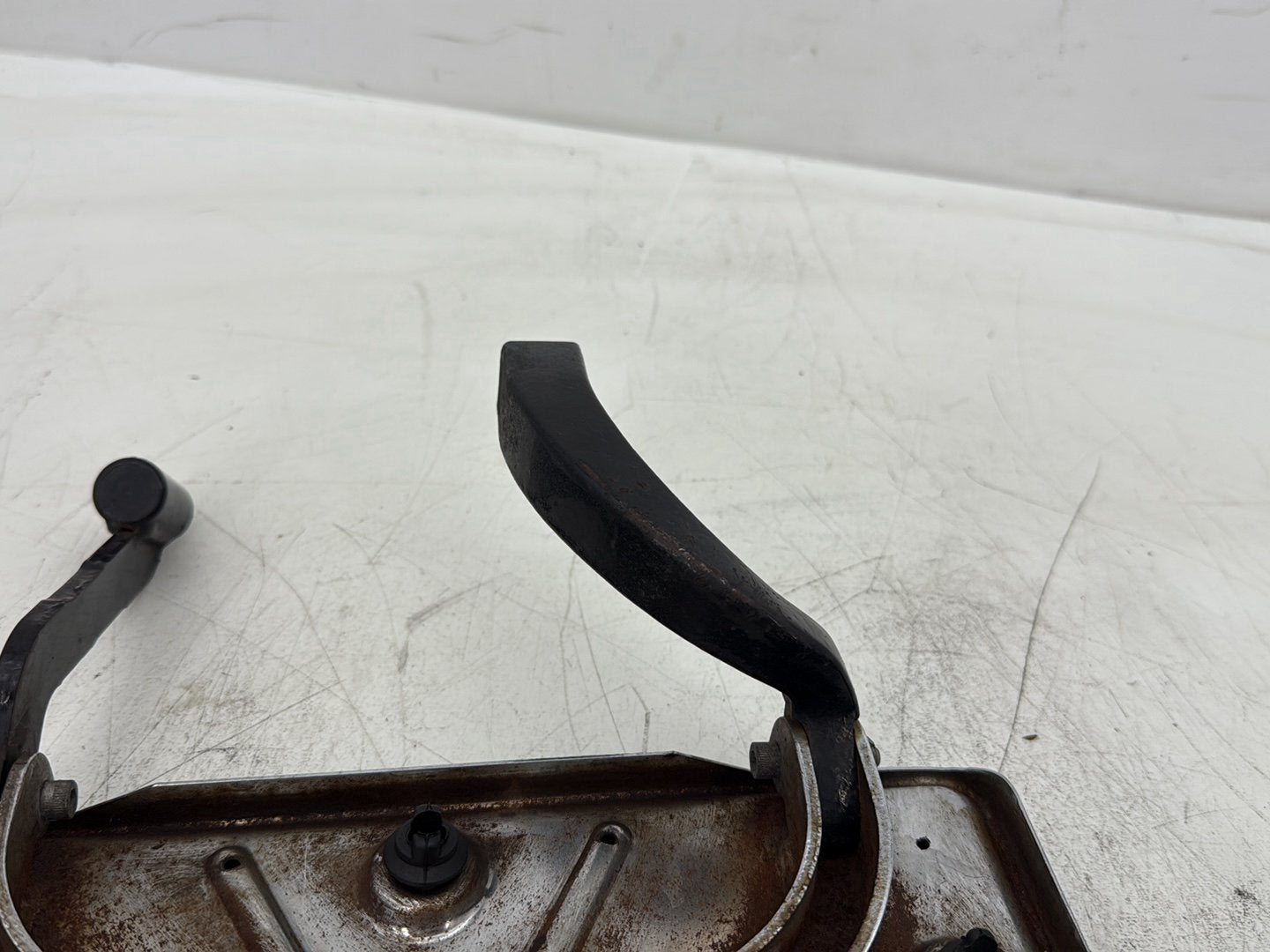 2006 Harley Electra Glide Touring Classic FLHTCI OEM Left Right Driver Floorboard Foot Rest