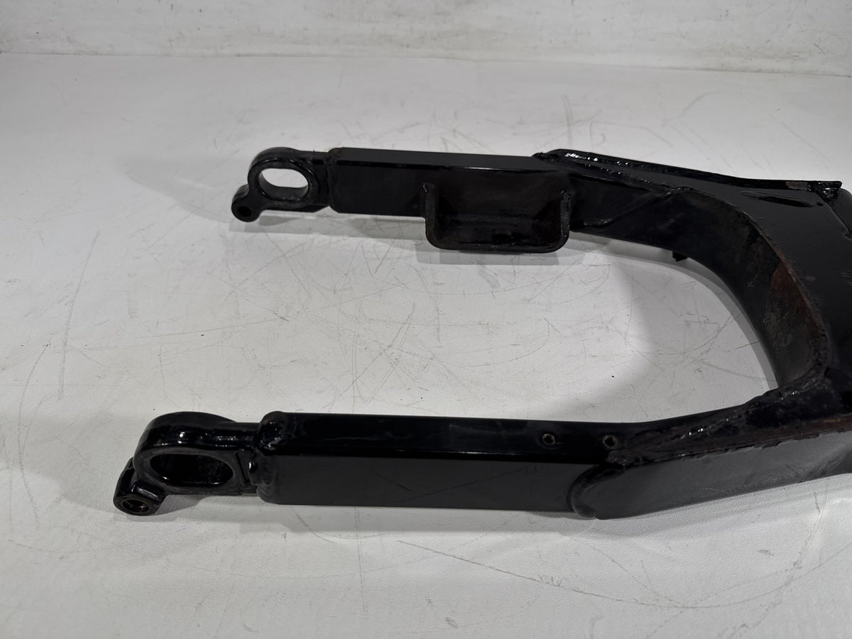 2006 Harley Road King Touring Custom OEM Rear Fork Swingarm Swing Arm