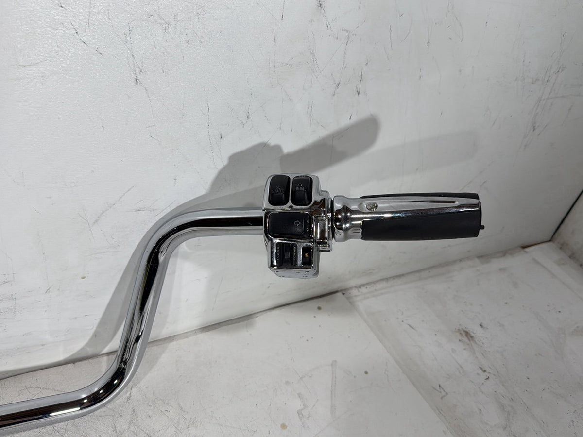 2013 Harley Electra Glide Touring CVO Screamin Eagle OEM Handlebars Left Right Switches Controls