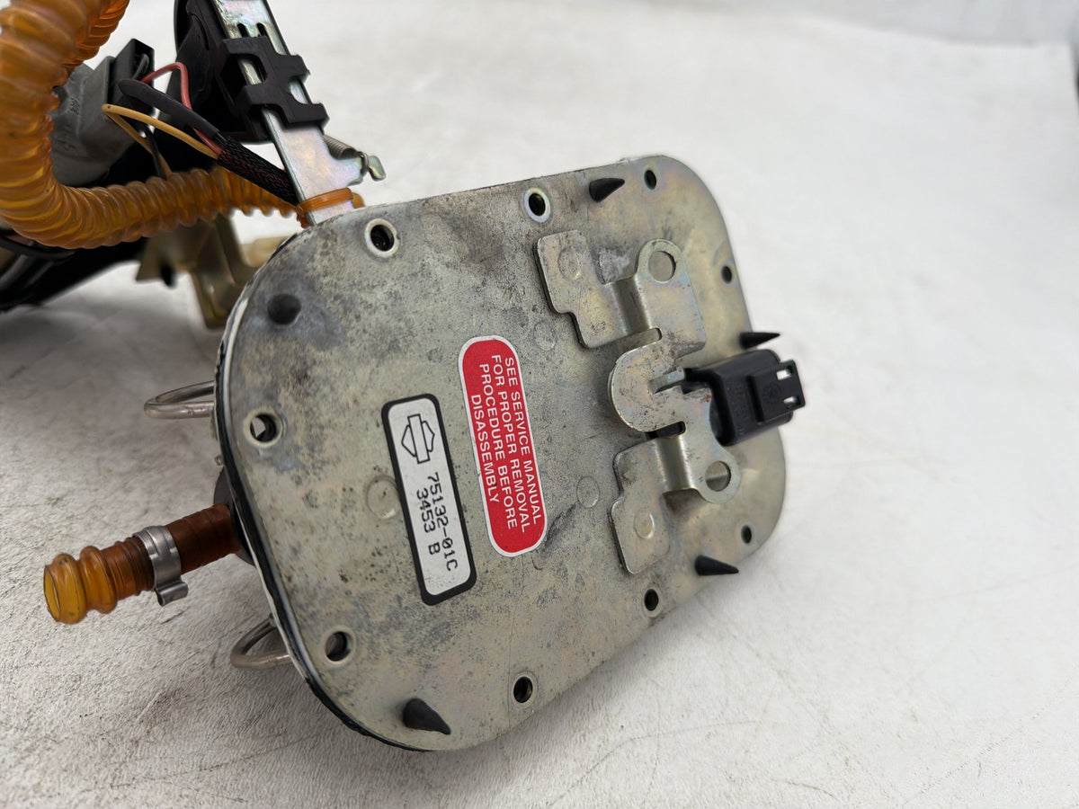 2004 Harley Heritage Softail Classic OEM Fuel Pump Gas Gasoline Petrol Sending