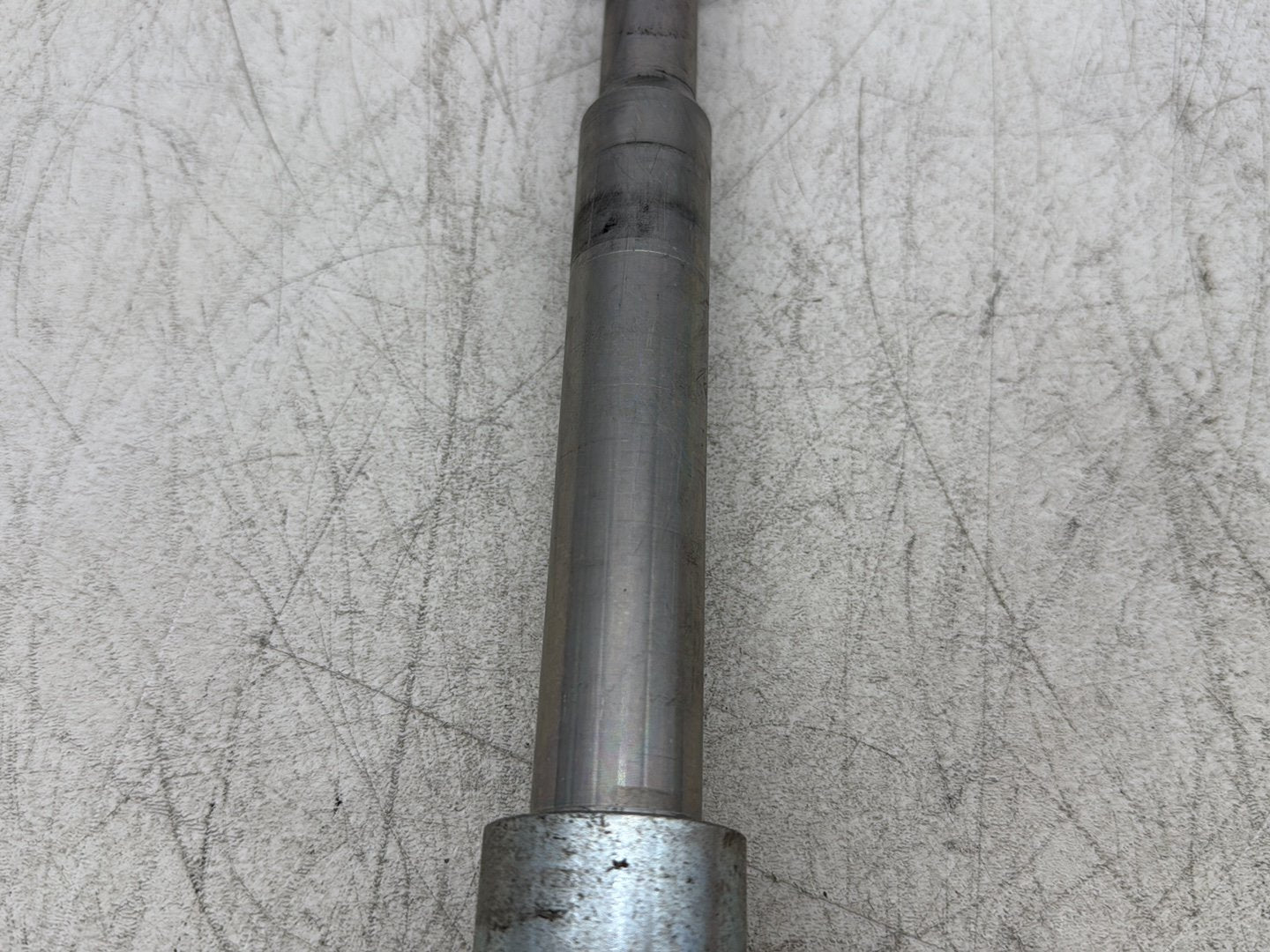 2007 Harley Dyna Street Bob FXDBI OEM Front Wheel Axle Bolt Shaft