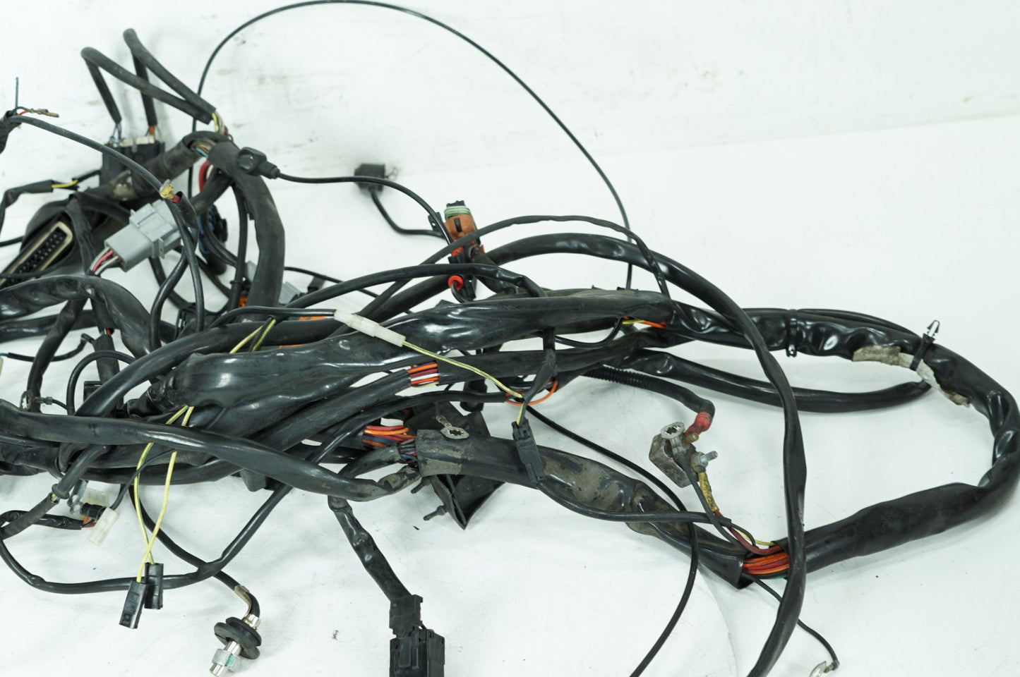 1984 - 1998 Harley-Davidson Touring Electra Glide Ultra Main Wire Wiring Harness Loom  	70985-97