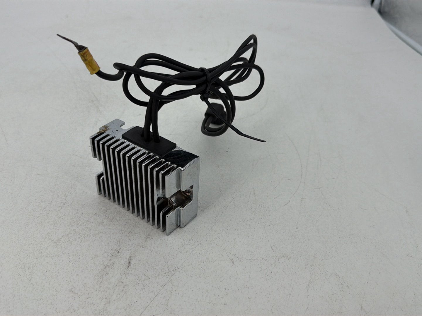 1984 - 1998 Harley-Davidson Touring Electra Glide Classic Voltage Regulator Rectifier  74519-88A