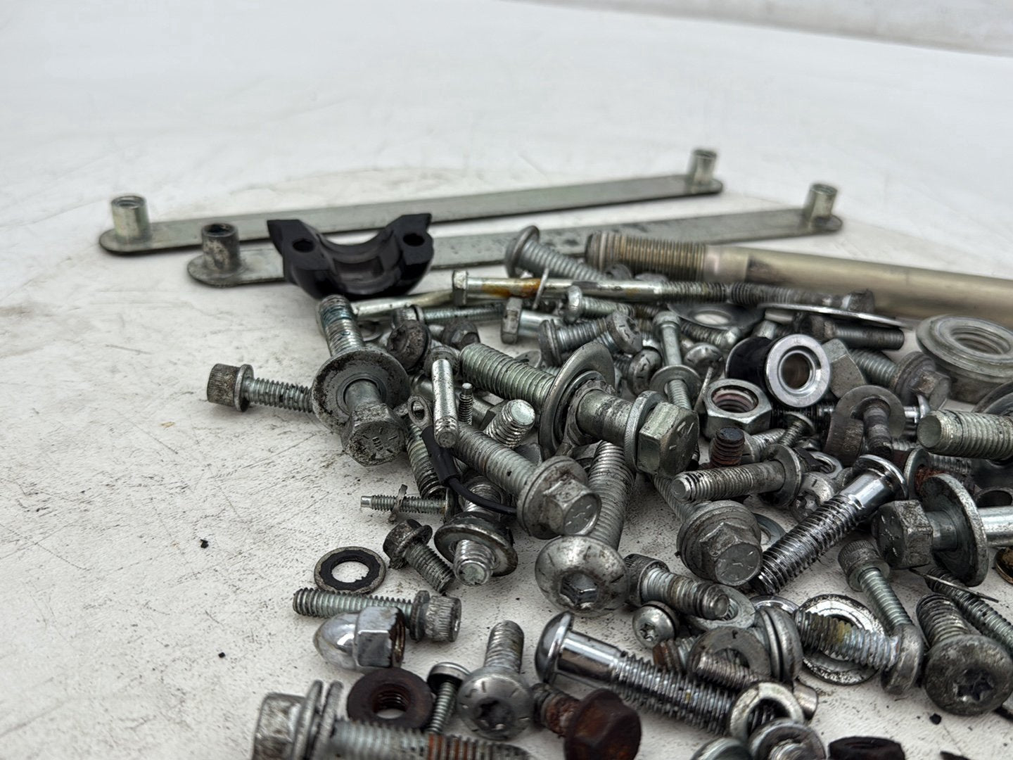 2010 Harley Dyna Fat Bob FXDF OEM Hardware Bolts Nuts & Brackets