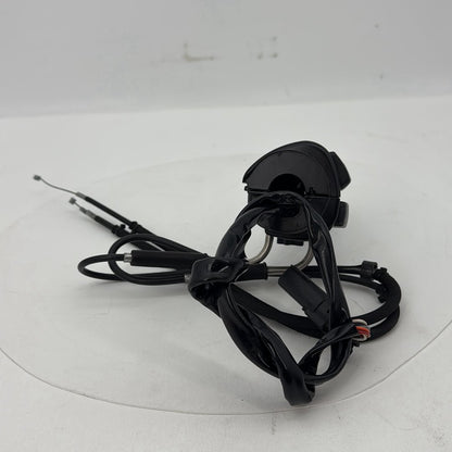 2007 - 2012 Harley-Davidson Dyna Super Glide Right Engine Start Kill Switches Controls 71684-06