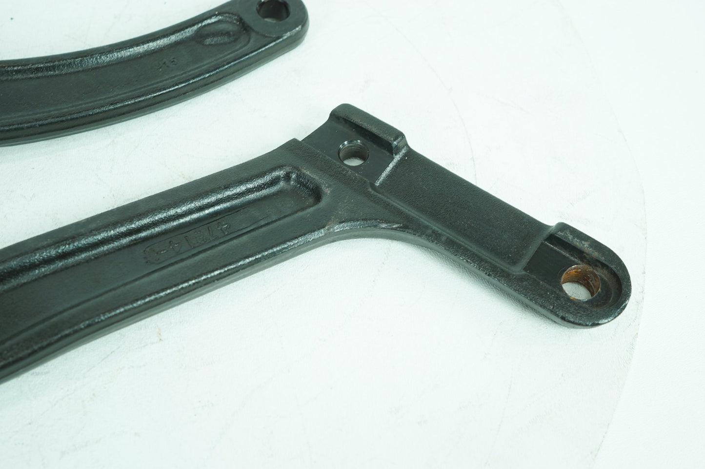 2000 - 2006 Harley-Davidson Softail Fat Boy Rear Left & Right Fender Support Bracket 47812-08