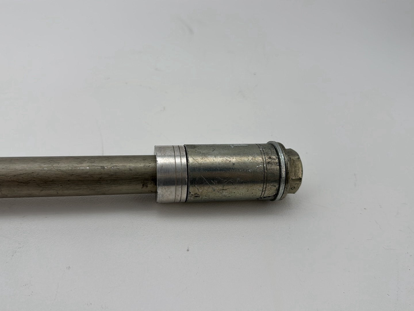 2008 Harley Softail Deluxe FLSTN OEM Rear Wheel Axle Bolt Shaft