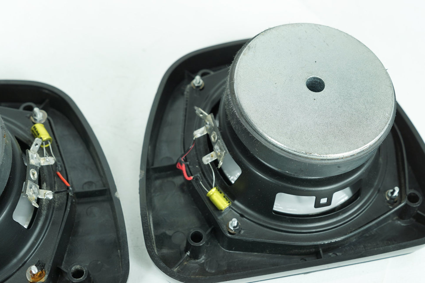 1999 - 2006 Harley-Davidson Touring Electra Glide Classic Left Right Sound Audio Speakers 57410-11