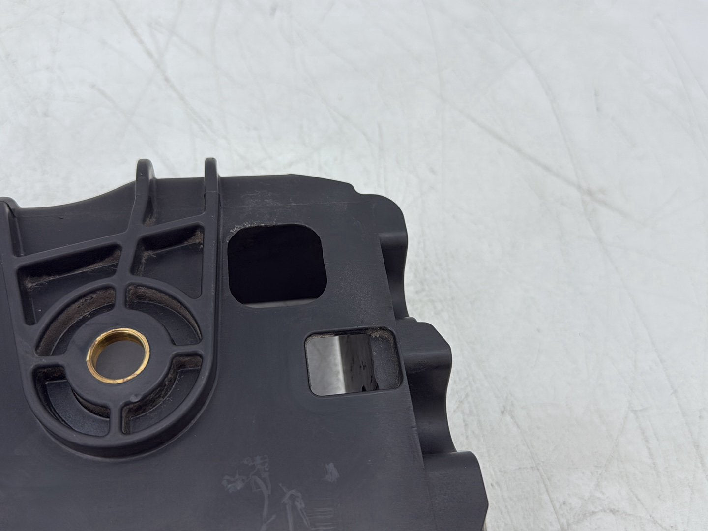 2010 Harley Dyna Fat Bob FXDF OEM Battery Tray Bracket Holder Carrier