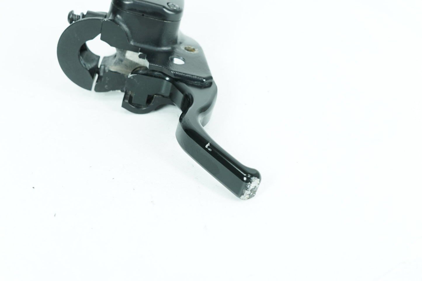 2018 - 2026 Harley-Davidson Softail Low Rider S Front Right Brake Lever Master Cylinder 41700492