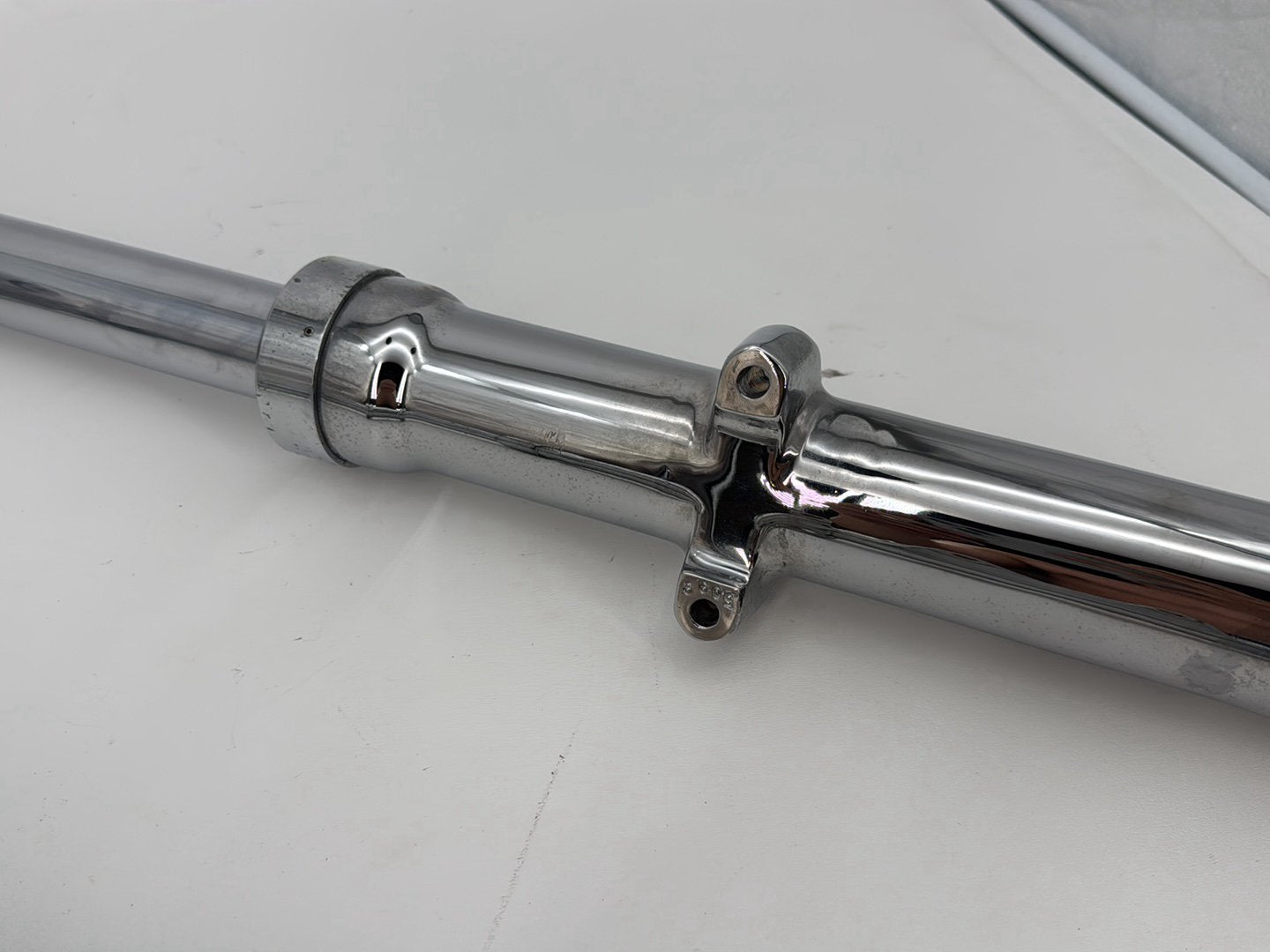 1999 - 2006 Harley-Davidson Dyna Wide Glide Front Triple Tree Set & LH RH Fork Legs Sliders 45679-92 , 45874-91