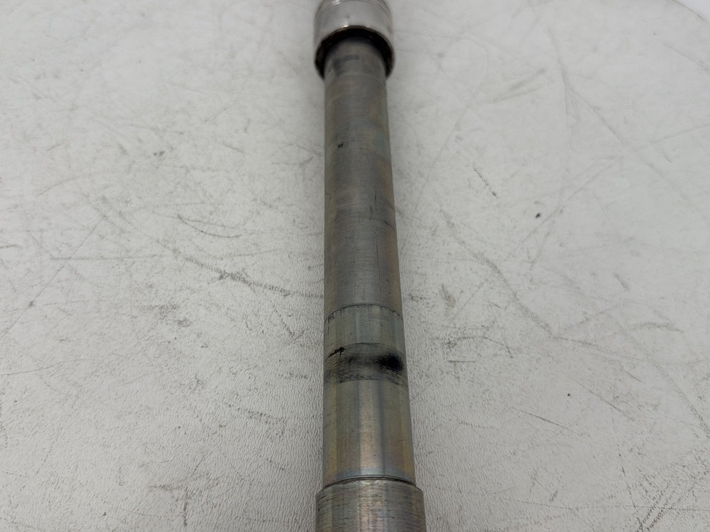 2007 - 2016 Harley-Davidson Touring Electra Glide Ultra Front Wheel Axle Bolt Shaft