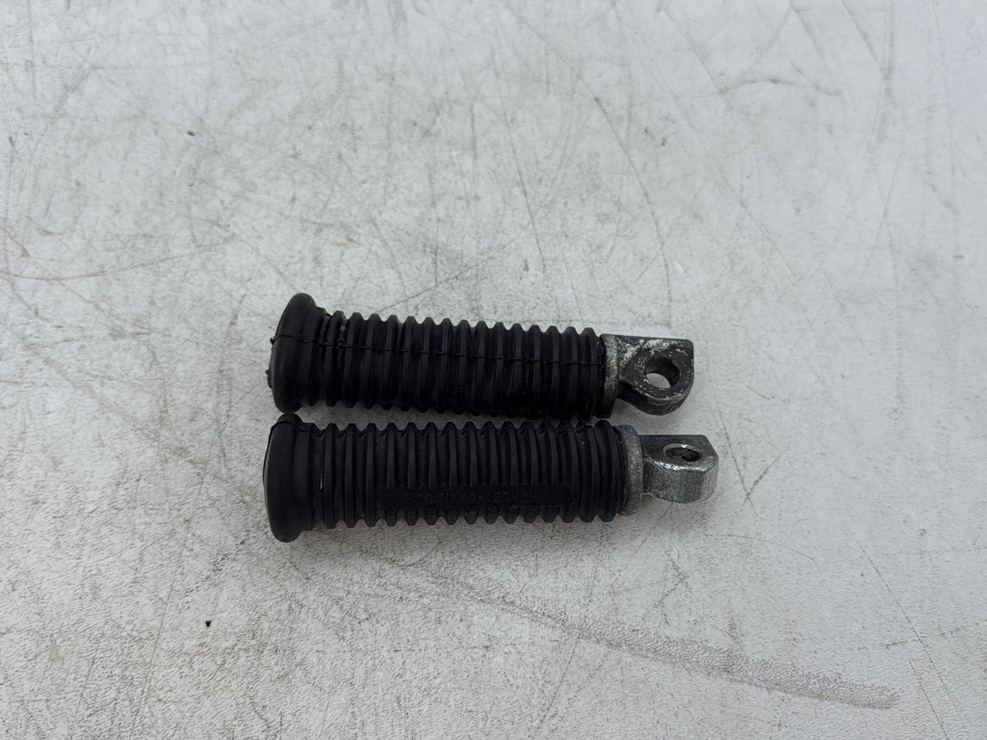 2013 Harley Heritage Softail Classic FLSTC OEM Left & Right Step Foot Rest Pegs
