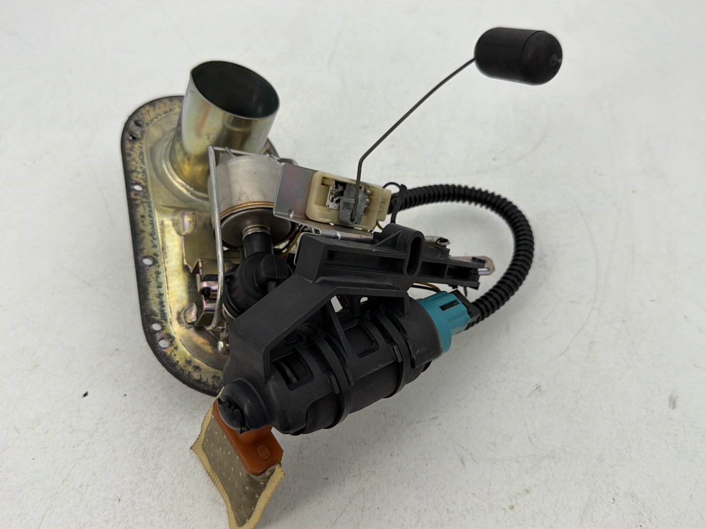 2007 - 2012 Harley-Davidson Touring Street Glide Gas Gasoline Fuel Petrol Pump Sending 62897-01B