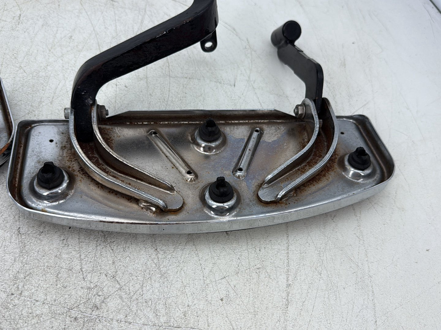 2006 Harley Road King Touring FLHRCI Classic OEM Left Right Driver Floorboard Foot Rest