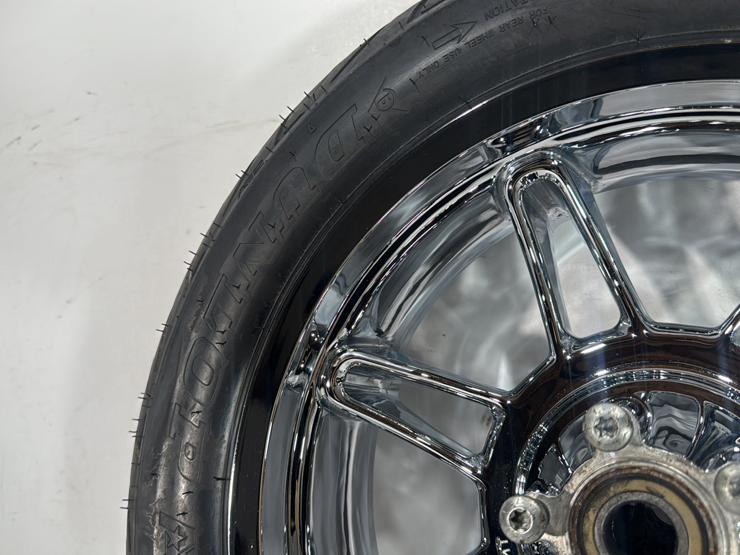 2014 Harley Electra Glide Touring CVO Screamin Eagle OEM Rear Wheel Rim Tire