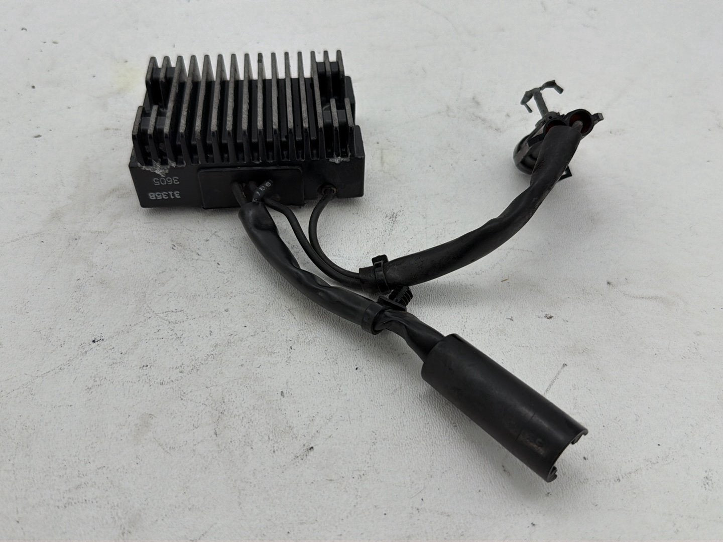 2006 Harley Sportster 883 XL883 OEM Voltage Regulator Rectifier