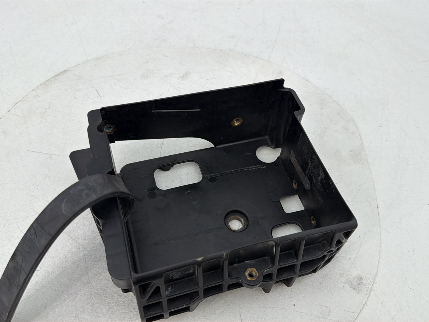 2007 - 2017 Harley-Davidson Dyna Super Glide Custom Battery Tray Bracket Holder Carrier 70379-06