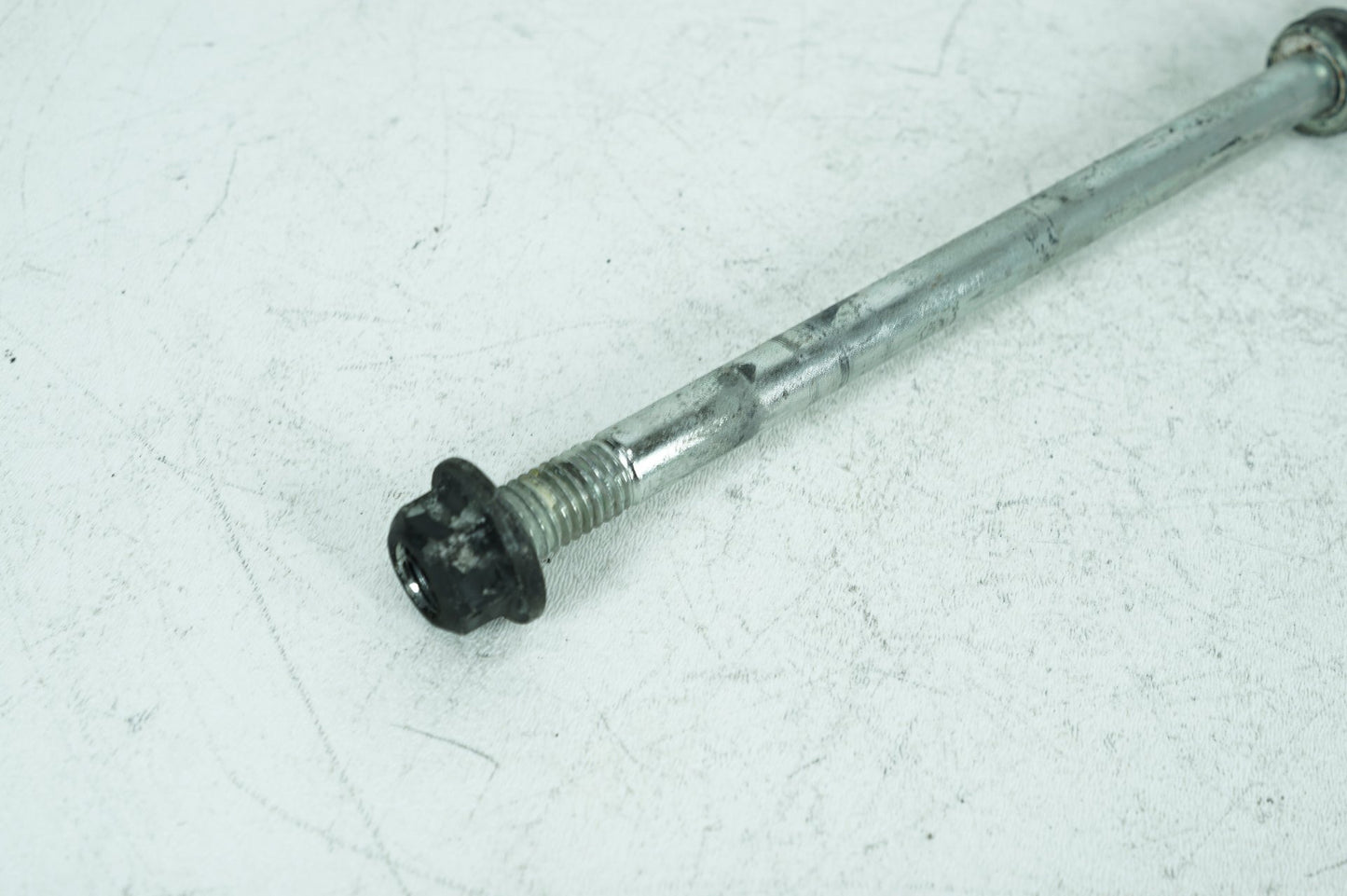 2000 - 2006 Harley-Davidson Softail Deuce Engine Mount Pivot Bolt Shaft 48093-00