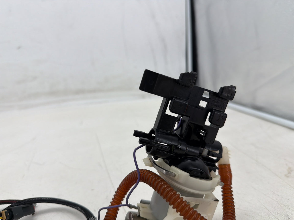 2016 Harley Dyna Fat Bob FXDF 103 OEM Gas Gasoline Fuel Petrol Pump Sending