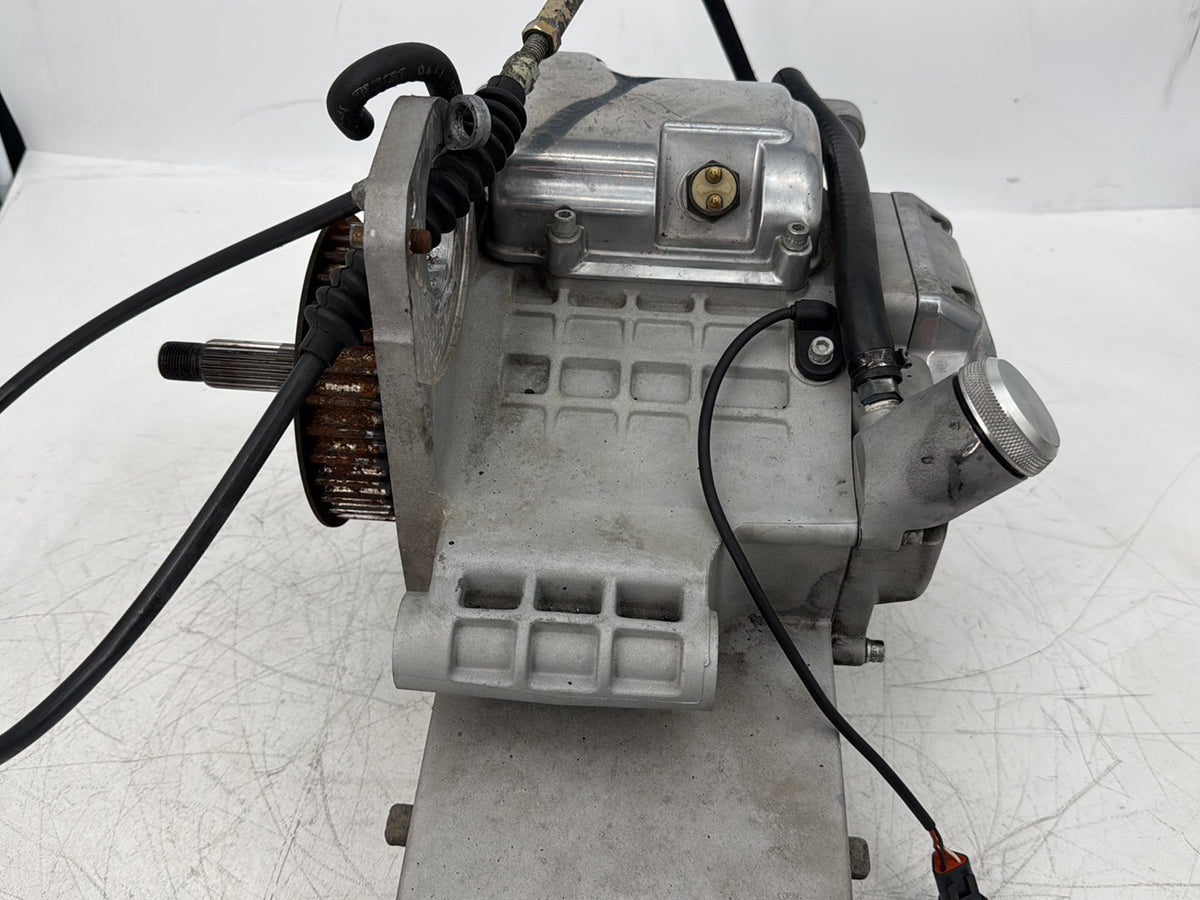 04 Harley Touring Electra Glide OEM 5 Speed Transmission Gearbox CARB 88 10 mi.
