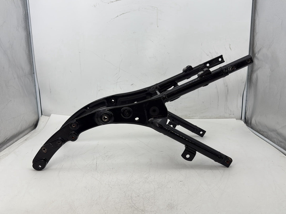 17 Harley Road Glide Touring FLTRXS OEM Rear Back Sub Frame Rail Bar 48079-09BHP