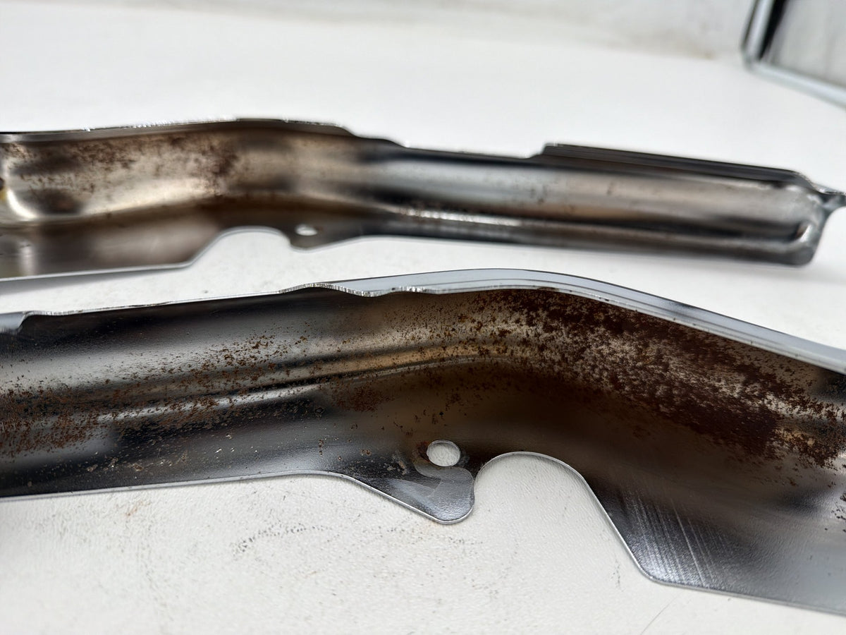 2001 Harley Electra Glide Touring Classic Rear Left Right Fender Struts Bracket