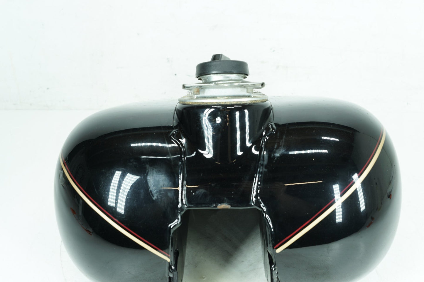 1984 - 1998 Harley-Davidson Touring Electra Glide Ultra Fuel Gas Tank Gasoline Reservoir  	61356-97A