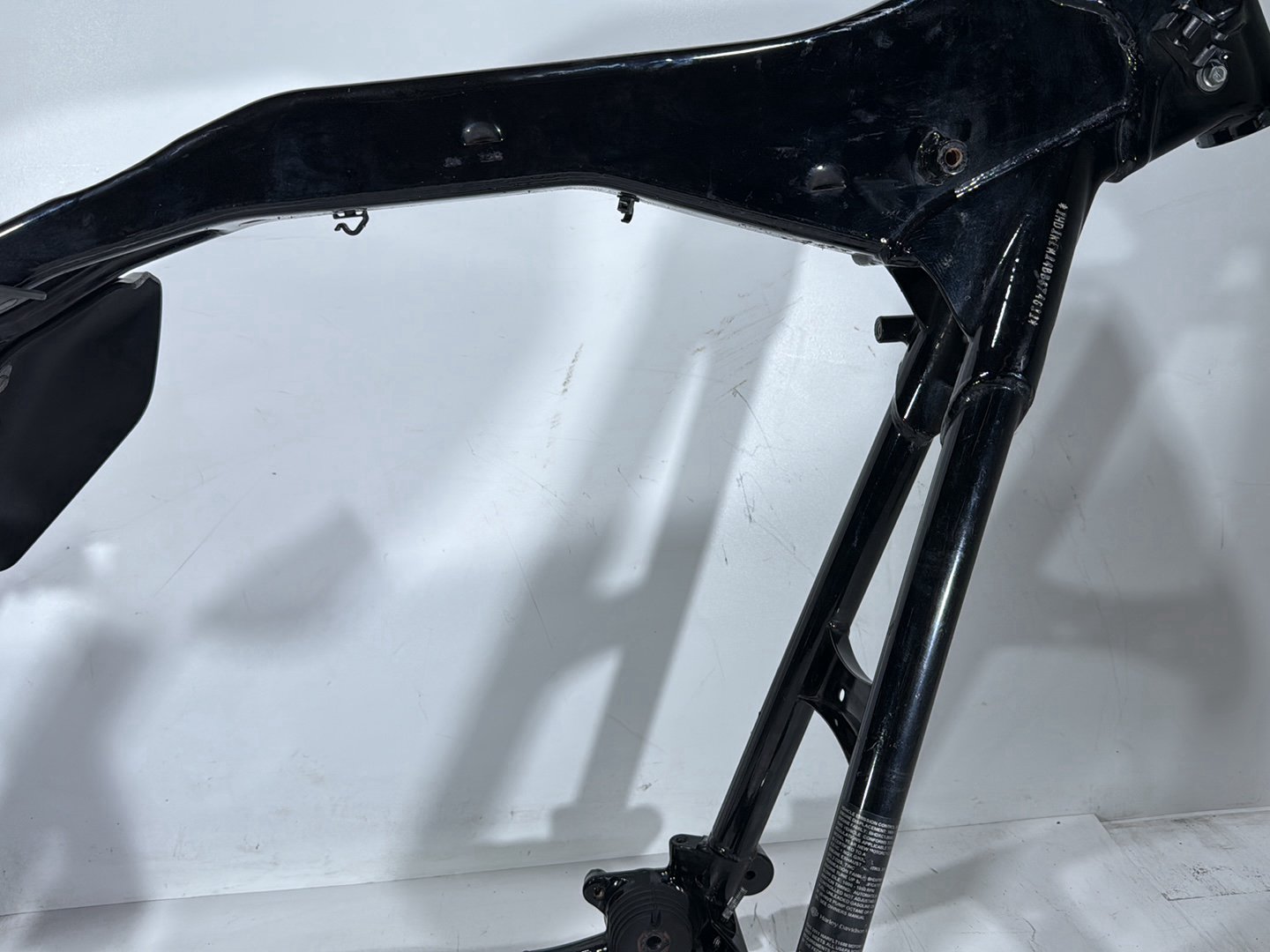 2011 Harley Electra Glide Ultra FLHTK OEM Body Main Frame Chassis SLVG