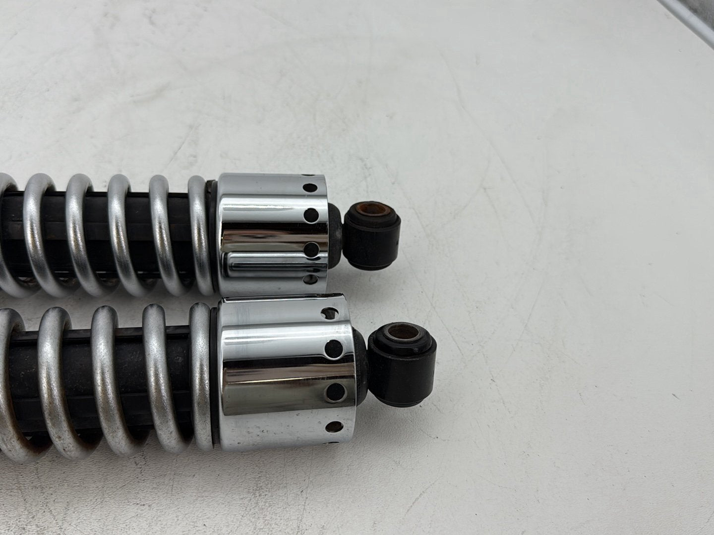2006 Harley Dyna FXDWGI Wide Glide OEM Rear Left Right Shock Absorbers