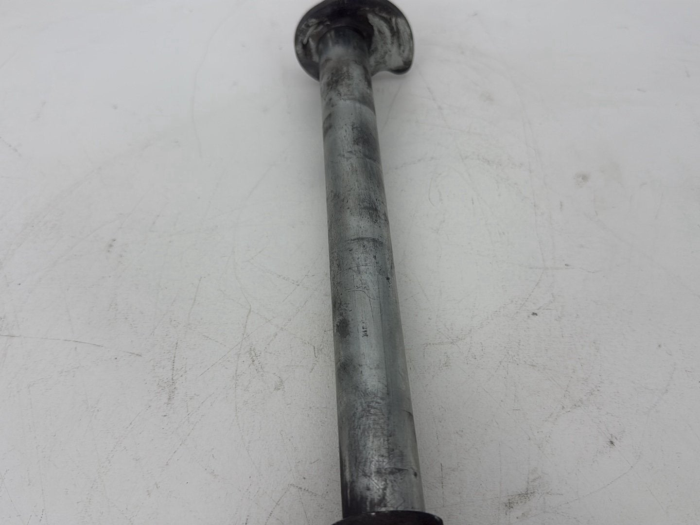 2005 Harley Touring FLHRCI Road King Classic OEM Rear Wheel Axle Bolt Shaft