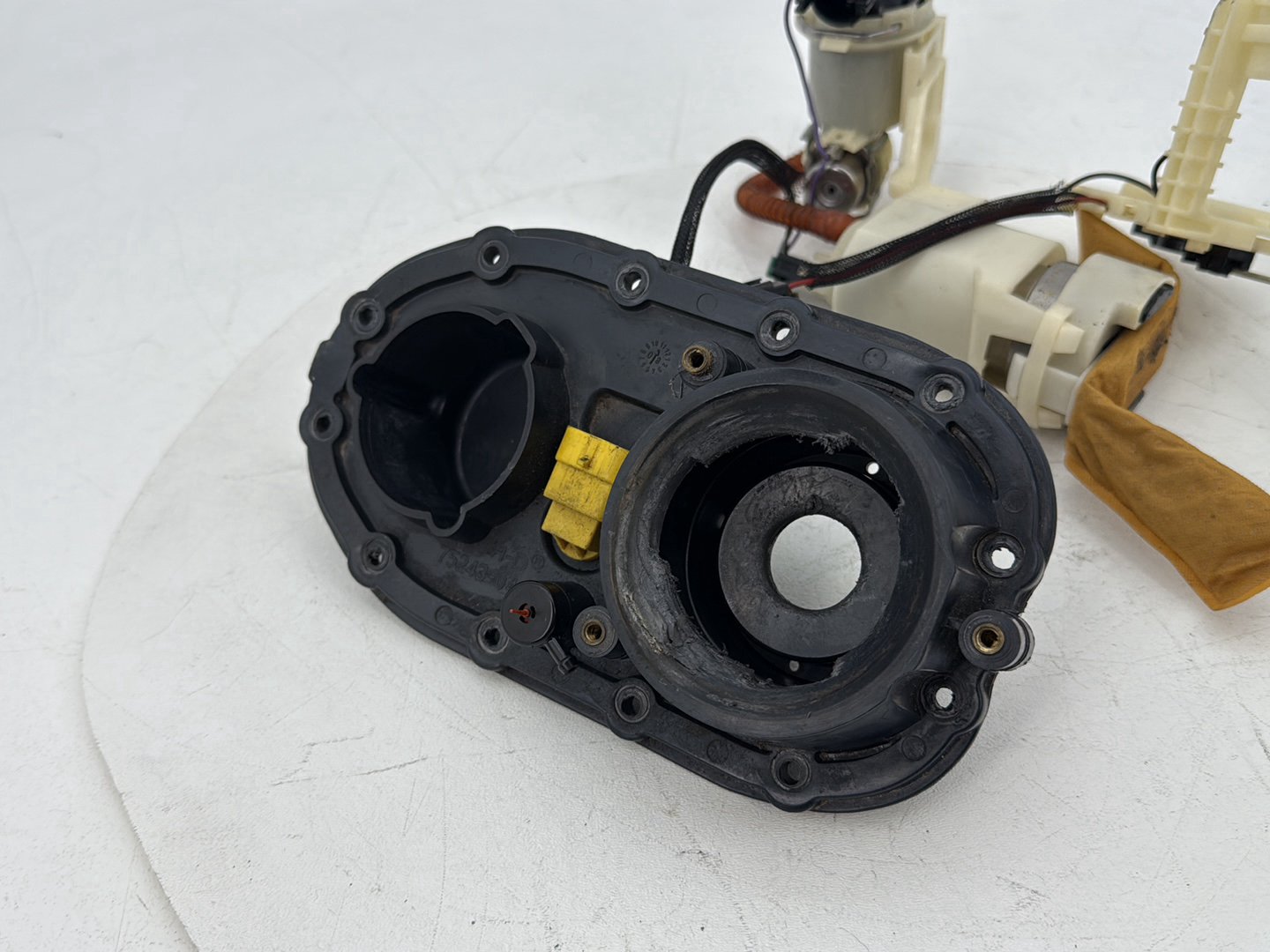 2007 - 2012 Harley-Davidson Dyna Super Glide Fuel Pump Gas Gasoline Petrol Sending 61016-04B