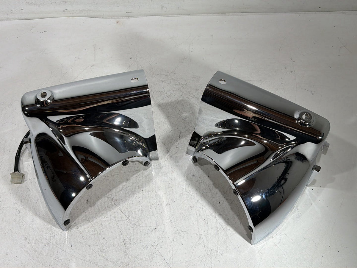 2010 Harley Road King Touring Classic OEM Left & Right Headlamp Nacelle Covers