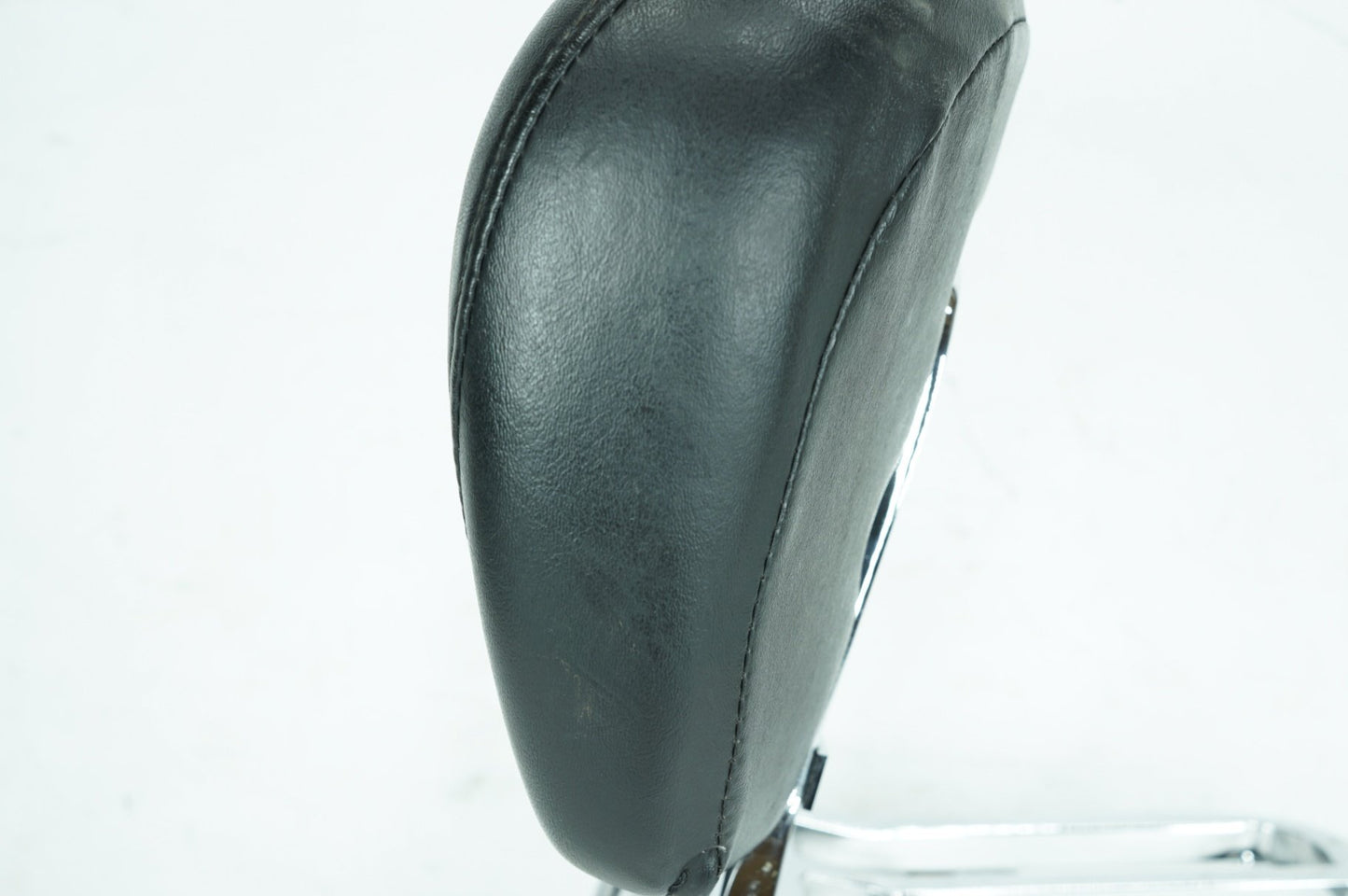 2007 - 2017 Harley-Davidson Dyna Super Glide Custom Rear Sissy Bar w/ Backrest Cushion Pad 51788-10
