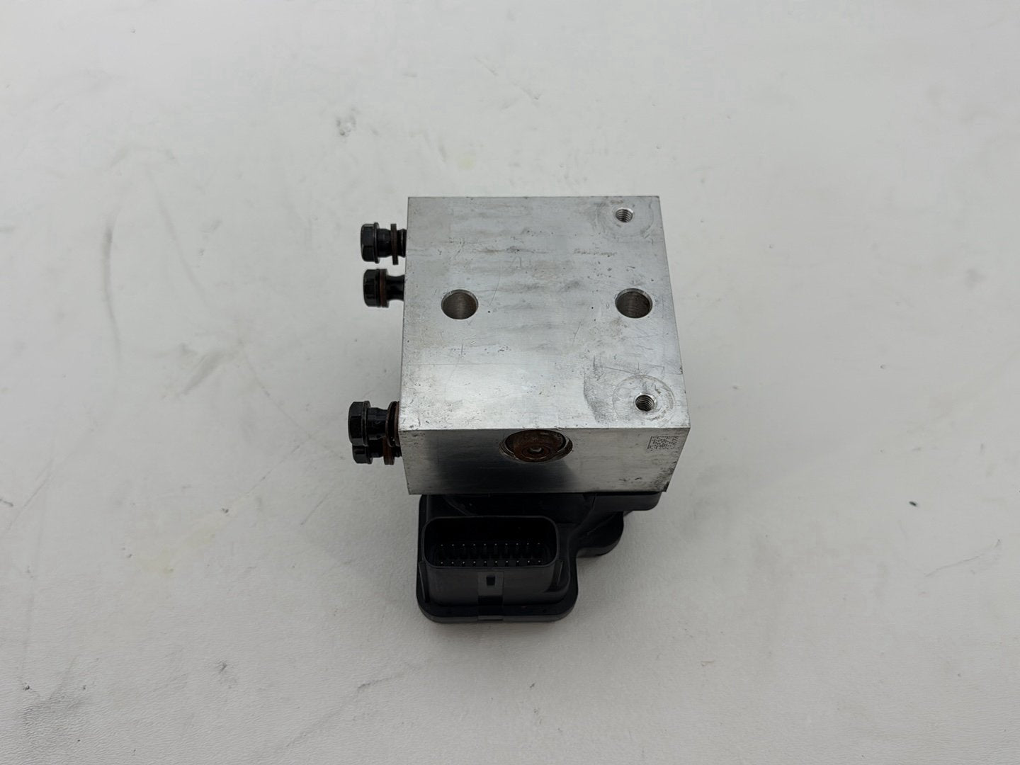2011 Harley Road King Touring FLHRC Classic OEM ABS Brake Pump & Control Module