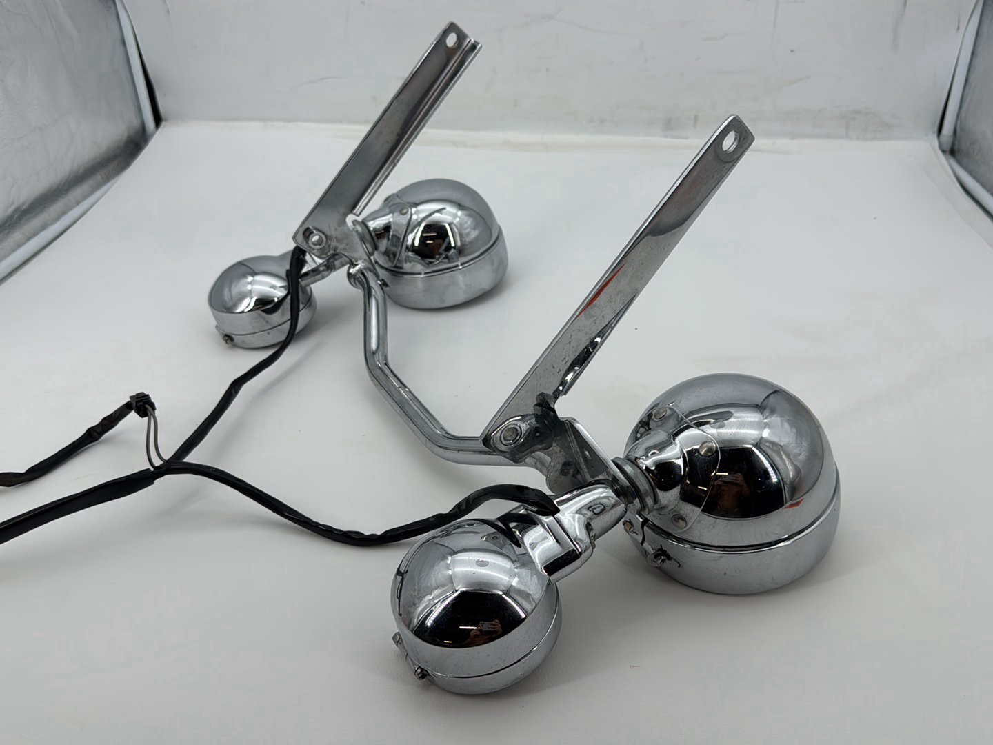 2007 Harley Softail Heritage Classic FLSTC OEM Front Turn Signal Indicators Aux Light Bar