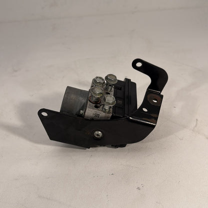 2017 - 2026 Harley-Davidson Softail Heritage Classic 114 ABS Brake Pump & Control Module 41100044C