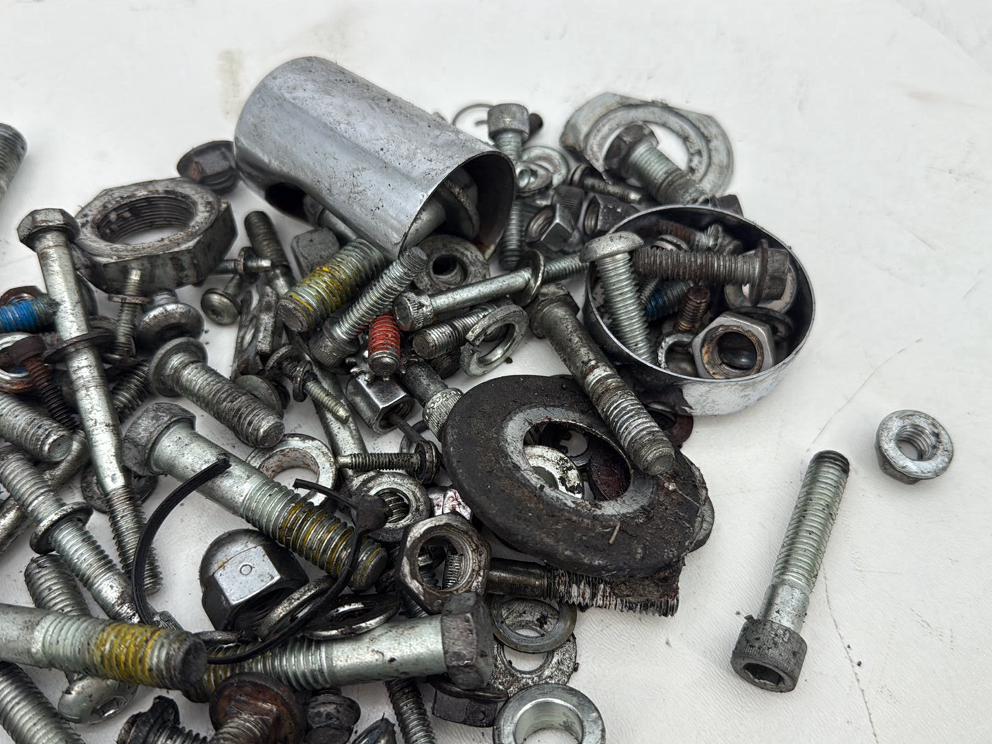 2005 Harley Dyna FXDWG Wide Glide OEM Hardware Bolts Nuts & Brackets