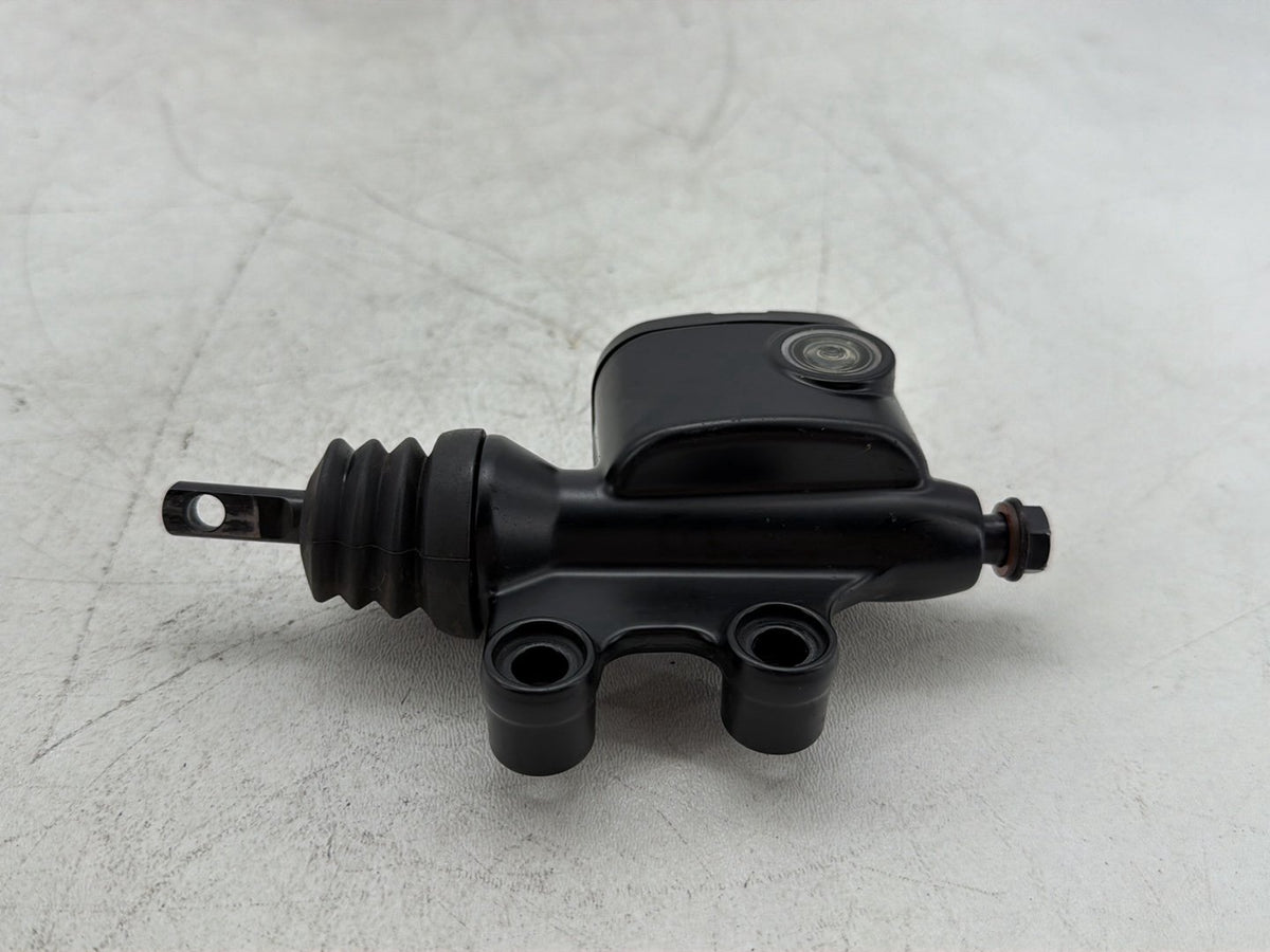 2018 Harley Road Glide Touring FLTRXS OEM Rear Brake Master Cylinder Reservoir