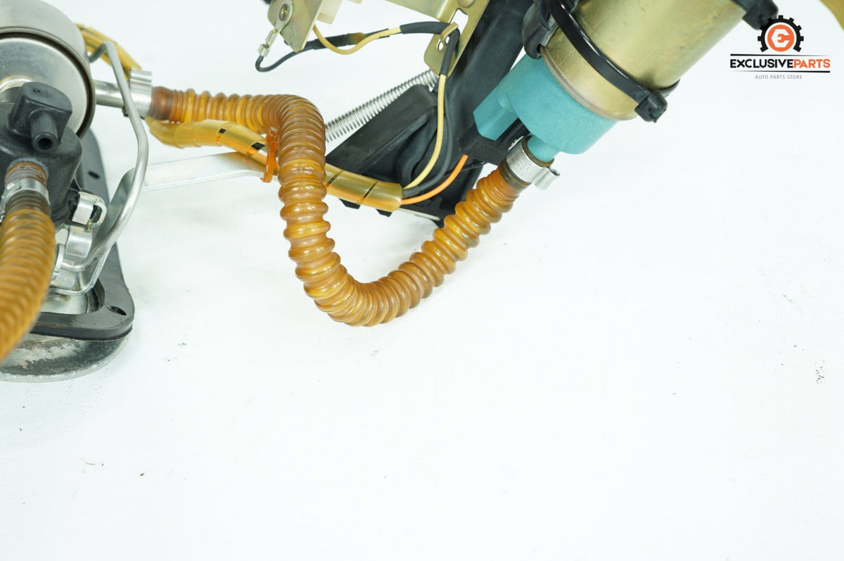 2003 Harley Touring FLHRCI Road King Classic OEM Fuel Pump Gas Gasoline Petrol Sending